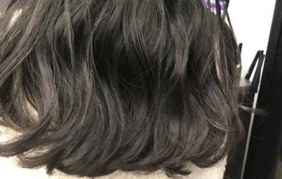 头发为啥染不黑,漂过的头发染不黑怎么回事