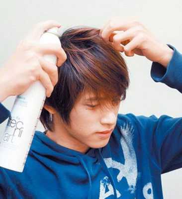 怎么让头发保持蓬松（怎么让头发保持蓬松男）