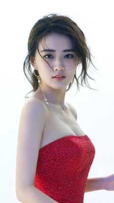 徐璐是什么脸型（徐璐是什么脸型,什么眼睛）