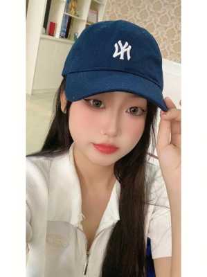 脸圆带什么帽子（脸圆带什么帽子好看图片）
