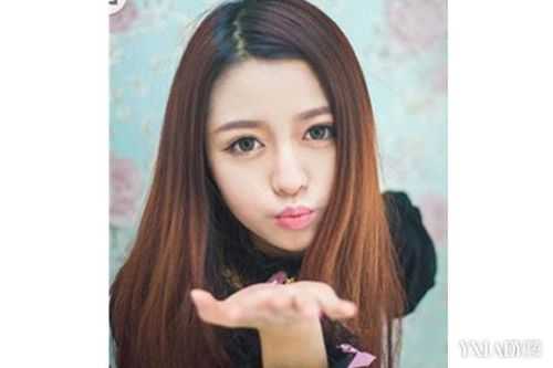 中分怎么弄好看（头发中分怎么弄好看）