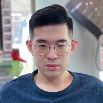 脸宽的人适合什么发型（脸宽的人适合什么发型男生）
