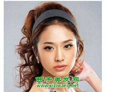 头发自来卷怎么变直（头发自来卷怎么变直发）