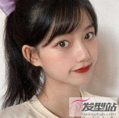 扎马尾刘海怎么弄好看（怎么扎高马尾好看蓬松不塌有刘海）