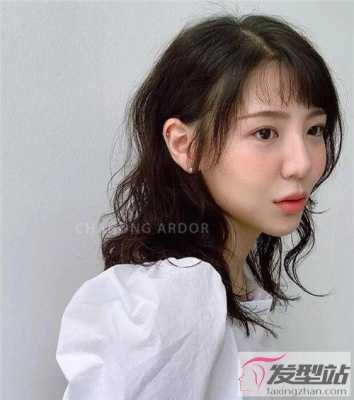怎么有碎发（怎么碎发好看）