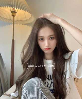 肤色偏黑适合什么发色（肤色偏黑适合什么发色好看）