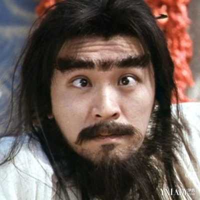 周星驰的发型叫什么（在大话西游里，周星驰那个发型是怎么弄的）