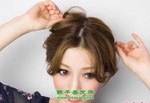 怎么中分头发（怎么中分头发视频教程）