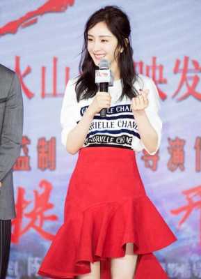 有美人尖怎么留刘海（有美人尖怎么做空气刘海）
