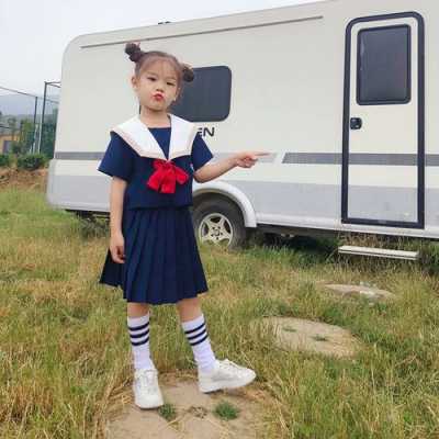 11岁女孩穿jk制服扎什么头发最好看,小女孩留什么发型好看 短发