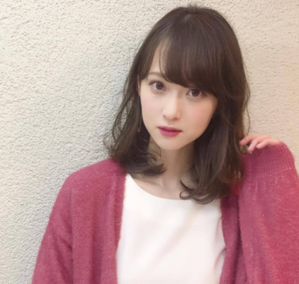 35岁女人适合什么发型（35岁女人适合什么发型减龄）