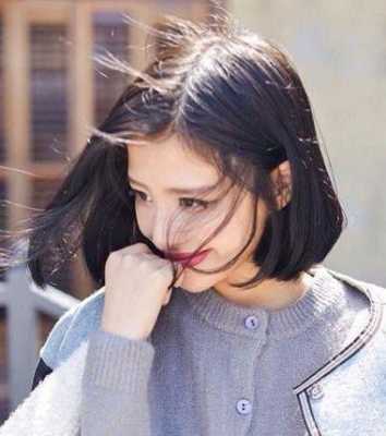 什么脸型适合中分女（什么脸型适合中分女图片）