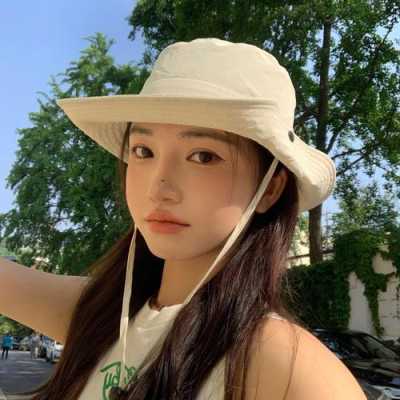 圆脸适合什么帽子夏天（春季大圆脸适合戴什么帽）