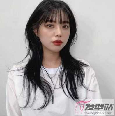 女生发尾怎么剪好看（发尾怎样剪自然又好看）
