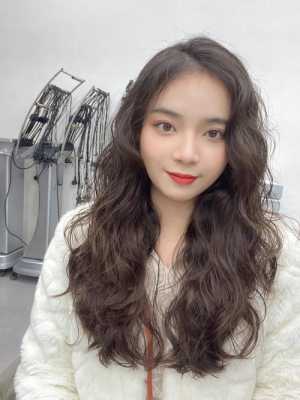 头发贴头皮烫什么发型（服帖烫是什么意思）