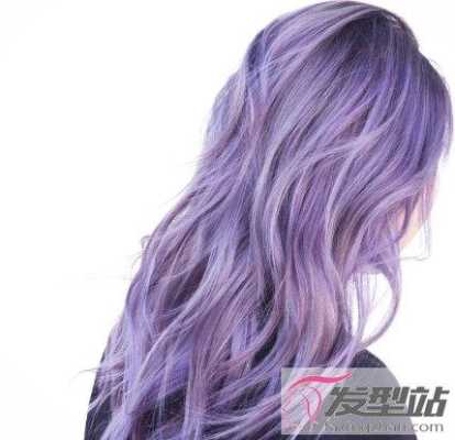 紫色褪色后是什么颜色（紫色褪色后是什么颜色呢）