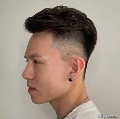 男生发额是什么意思（男生发额是什么意思啊）