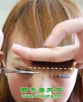 齐刘海剪短了怎么补救（刘海剪短了怎么补）