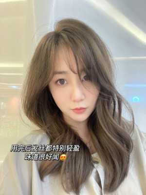 头发特别厚适合什么发型（头发特别厚用什么洗发水）