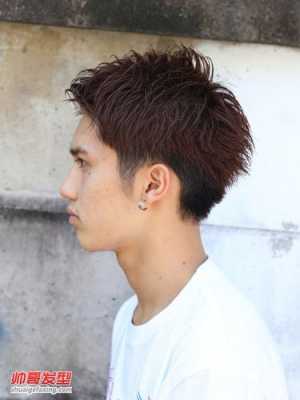 鹳骨高适合什么发型（鹳骨适合什么发型男）