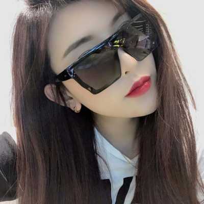 圆脸戴什么墨镜好看,