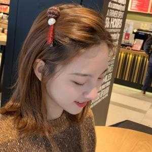 刘海怎么卡上去好看（刘海怎么卡上去好看图片）