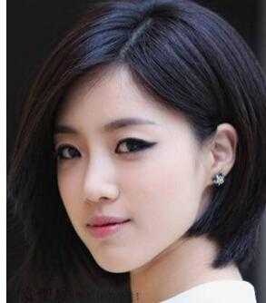 什么样的小脸（小脸女生适合什么样的发型）