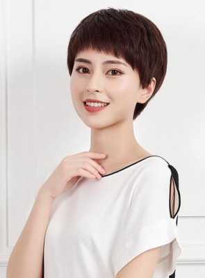 40岁的女人适合什么发型（40岁的女人适合什么发型好看）