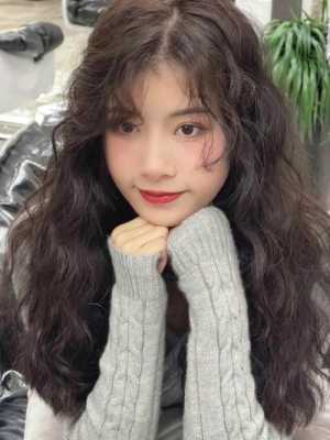 烫头后怎么保持卷,烫完头发怎么保持卷度