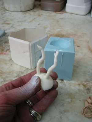 怎么做倒膜（雕塑倒模的制作方法）