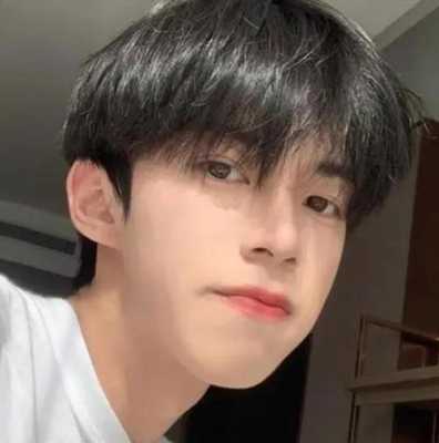 男生让头发蓬松的窍门有哪些,男生怎么使头发蓬松起来