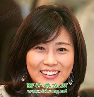 六十岁女人长发发型,60岁女人什么发型好看图片