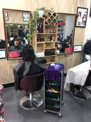 理发店怎么做（各位友友。请问我一个人应该怎么样去开一家一个人做的理发店。怎么样才能做好。工龄有5年了）
