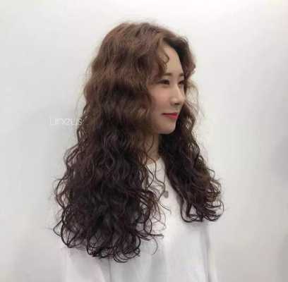 怎么烫羊毛（怎么烫羊毛卷）