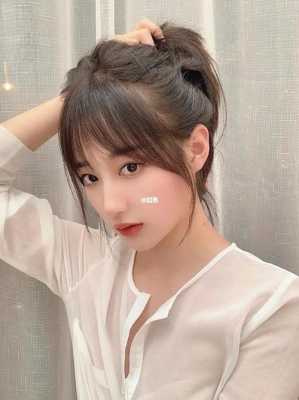 发际线高的女生适合什么发型（脸长发际线高的女生适合什么发型）