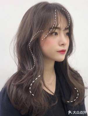 发际线高的女生适合什么发型（脸长发际线高的女生适合什么发型）