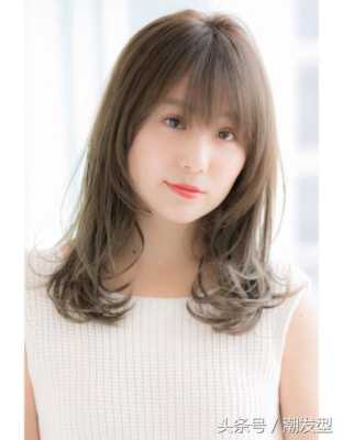脸太圆适合什么发型（脸太圆适合什么发型女）
