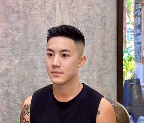 30岁男人适合什么发型（30岁男人适合什么发型和刘海）