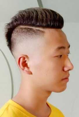 男孩头发硬剪什么发型（男士头发硬用发胶还是啫喱水）