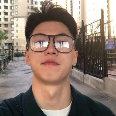 脸长的男生适合什么眼镜