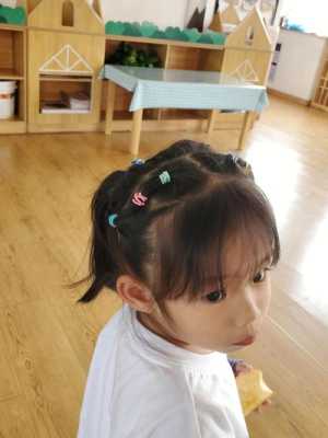 幼儿编小辫手法,小孩编头发怎么编才好看