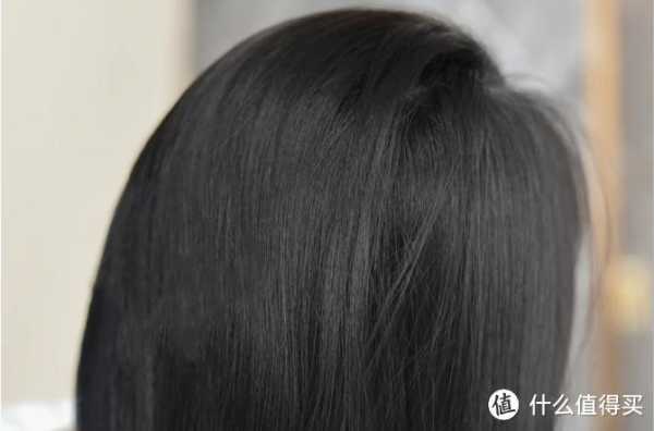 软化头发有什么用（头发作软化是其什么作用的啊？适合什么样的发质啊）
