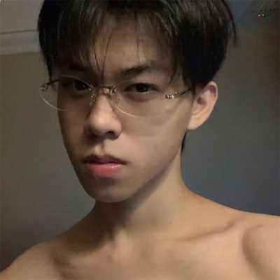小眼睛男生适合戴什么眼镜,
