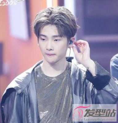 中分怎么烫男（男中分怎么烫头发好看）