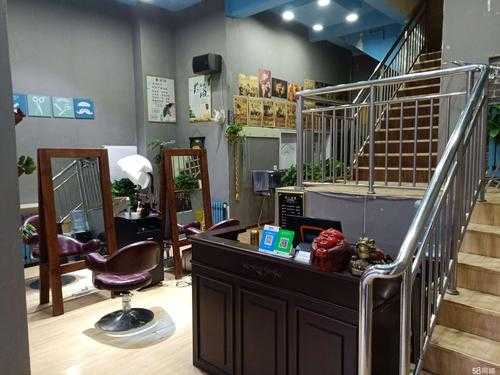 理发店怎么经营（美发店如何经营）