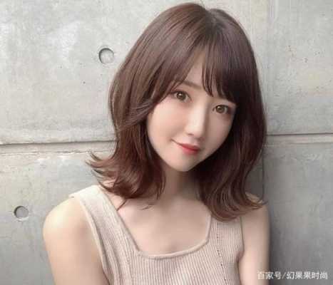 脸型大的人适合什么发型（五官偏大脸型偏长的适合什么发型）