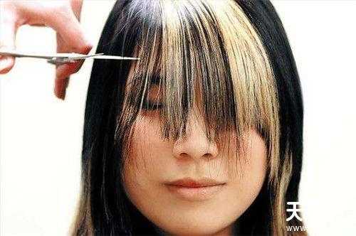 头发开叉怎么办小妙招（头发开叉怎么办小妙招视频）