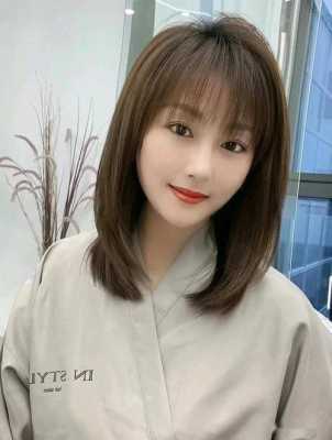 30岁留什么发型显年轻（30岁留什么发型显年轻）