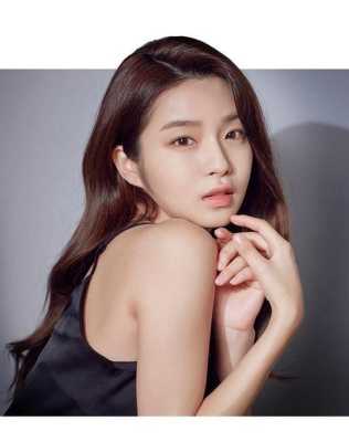 眼睛大双眼皮适合什么眉型,大眼睛适合什么发型女