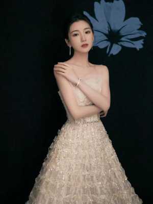 毛晓彤是什么脸型（毛晓彤脸型好看吗）